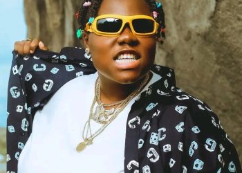 “Teni Overcomes Throat Infection
