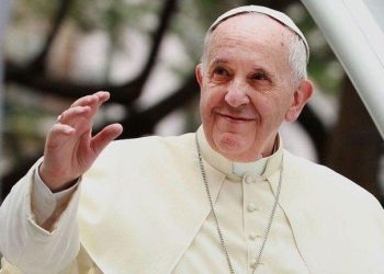 Pope Sanctions Blessings for Same-Sëx Couples