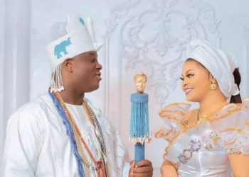 The Ooni of Ife and queen welcome the arrival of twins