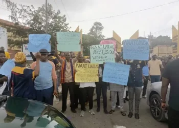 UNILAG Gates closed as SSANU, NASU, and NAATS Protest Salary Withholding