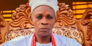 The Traditional Ruler of Iresaadu Laments over Delay in salary payment