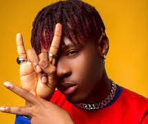 Joeboy Criticizes Tinubu’s Focus on Changing National Anthem instead of economic Challenges