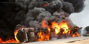 No casualty was recorded as Petrol tanker explodes in Lagos-Ibadan expressway