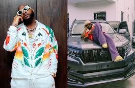 Davido gifts Deekay;his childhood friend #70m brand new Toyota Prado