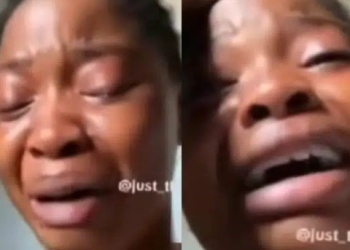 Lady Breaks Down in tears After Major Losing huge amount to Virtual Bet