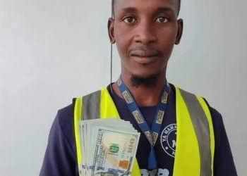 NAHCO Names Cleaner as Brand Ambassador After He Returns $10,000 Found on Aircraft