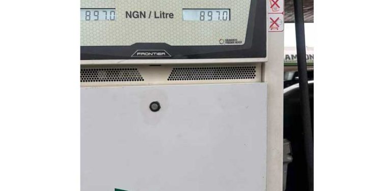 NNPC Increases Petrol Price to N897 per Litre, Filling Stations Charge Up to N950