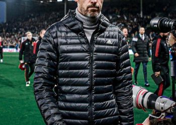 Manchester United sacks Erik ten Hag, Appoints Ruud van Nistelrooy as Interim Coach