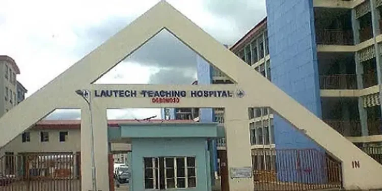 Ogbomoso: Patients evacuated as fire breaks out at LAUTECH Teaching Hospital