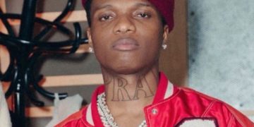 Fans react as Wizkid Honors Late Mother with New Album “Morayo”