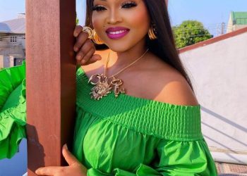 Fans gift Mercy Aigbe as she appears online after fire incident