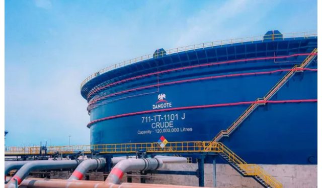 Dangote Refinery Reduces Petrol Price to N899.50/Litre Ahead of Festive Season