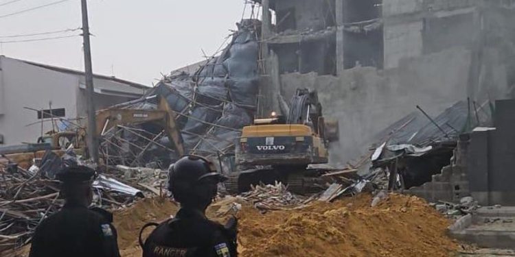 Two Dead, 14 Rescued in Lagos Building Collapse