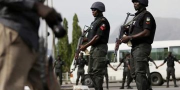 Drunk Nigerian Police Officer Fatally Shoots Man in Niger State
