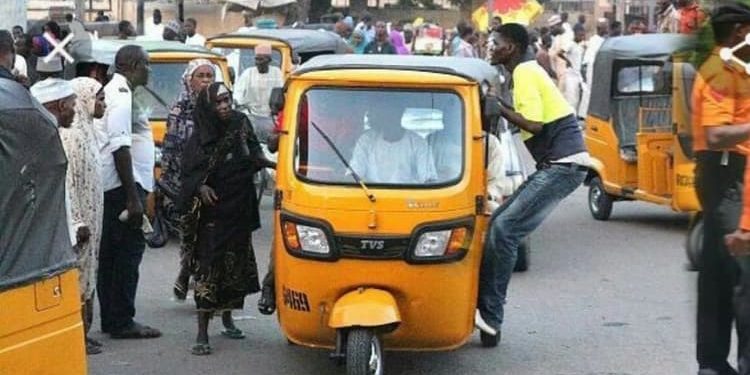 Tricycle Operator in Aba Returns N2Million Forgotten by Trader