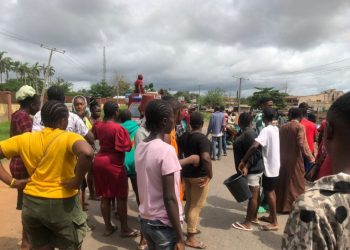 Ondo Students Block Roads in Protest Against Colleagues’ Imprisonment