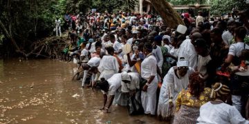 Tight Security as Crowds and Dignitaries Gather for Osun-Osogbo Festival