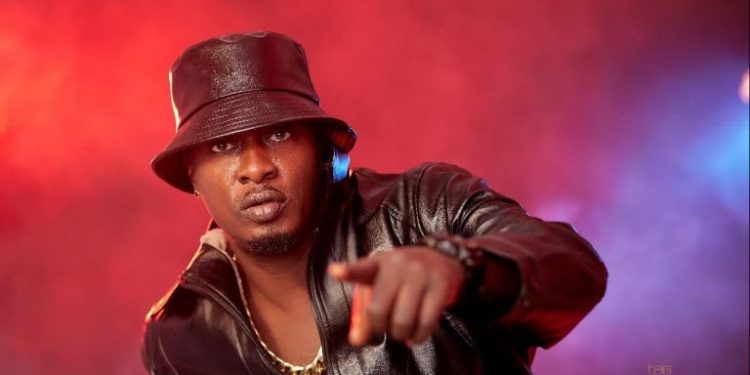 Netizens Criticize Taye Currency’s Performance at Olubadan Coronation