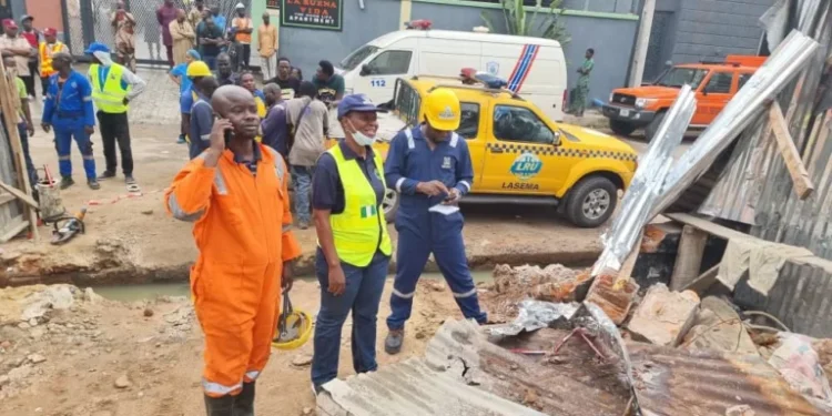 Four Rescued As Three-Storey Building Collapses in Yaba
