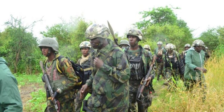 Kwara: Soldiers Kill Armed Bandit, Recover Rifle and Ammunition