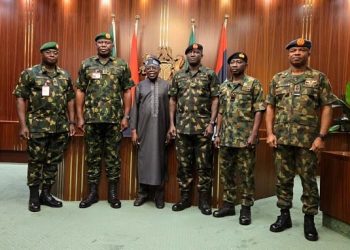 Tinubu Meets Newly Appointed Service Chiefs in Abuja