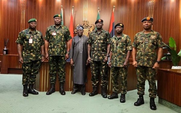 Tinubu Meets Newly Appointed Service Chiefs in Abuja