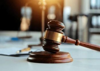 Confusion in Court as Woman Collapses After Husband Insists on Divorce