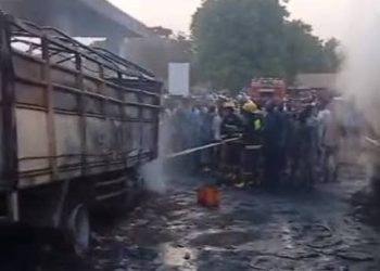 Fire Razes Vehicles and Power House at Oyo Filling Station