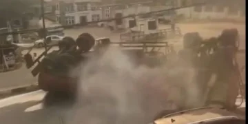 Diesel Tanker Overturns in Ibadan, Crushes Woman’s SUV on Akala