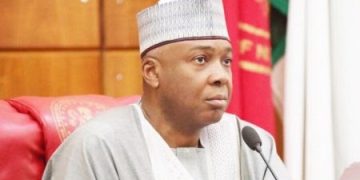 Saraki denies Offa robbery link, accuses Kwara governor of political targeting