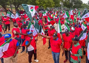 NLC Shuts Down Abuja DisCo Over Mass Layoffs, Issues 48-Hour Ultimatum