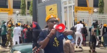 Sowore Leads Protest Against MTN Telecom Firms Over Poor Services, High Data Costs