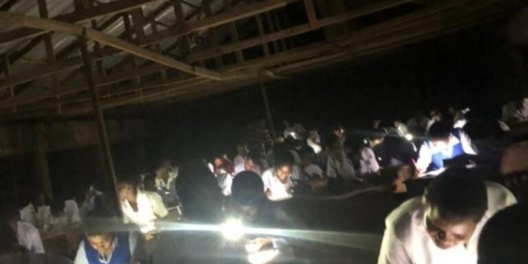 WAEC Candidates Write English Examination In Darkness Amid Delayed Papers