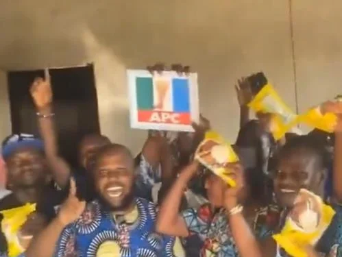 Oyo Residents Spark Debate After Chanting ‘Jagaban 2027’ During Food Distribution Event