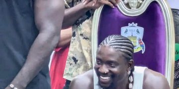 Atayese of Yorubaland: Oluwo of Iwo Confers Chieftaincy Title on VeryDarkMan During Palace Visit
