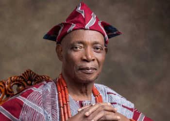 Olubadan Bars Photography, Filming of Oloolu Masquerade During Ibadan Festival