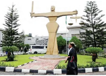 Court Orders Status Quo in Oloja of Lagos Chieftaincy Dispute