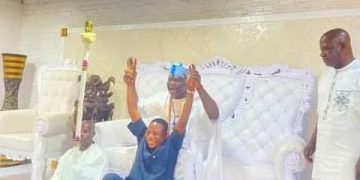 Ooni Presents ₦100 Million and Hilux to Support Sunday Igboho’s Security Initiative