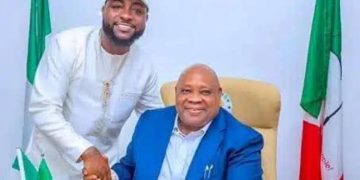 ‘We’ll Capture Adeleke, Finish Davido’ – Alleged Edo Thugs Storm Osun [VIDEO]