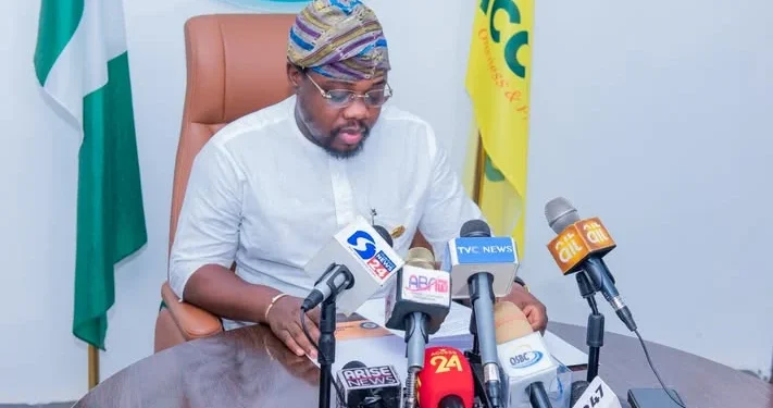 Osun Speaker Orders Urgent Removal of Refuse, Clearing of Blocked Drainages