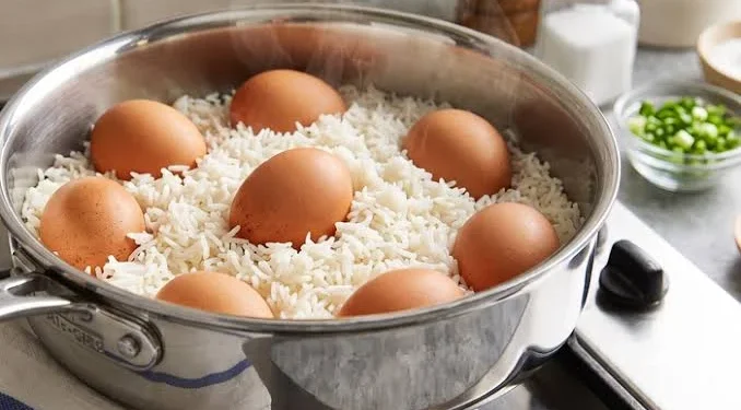 Experts Warn Nigerians Against Cooking Eggs and Rice Together