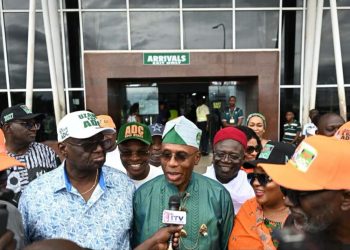 2027: Amaechi Says Only ‘Mad Men’ Will Vote for Tinubu