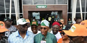2027: Amaechi Says Only ‘Mad Men’ Will Vote for Tinubu