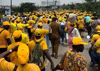 One Killed as Suspected Political Thugs Attack Oriyomi Hamzat’s Supporters in Ibadan